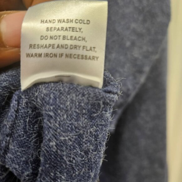 Color Eighteen Womens Sweater, blue sweater  with gray stars in Size M - Picture 8 of 9